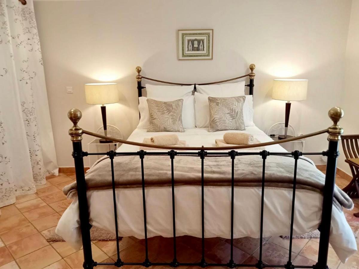 Bed and Breakfast Libellule Coussac-Bonneval Екстер'єр фото
