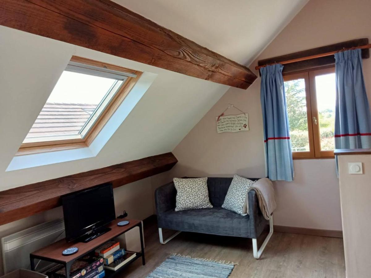 Bed and Breakfast Libellule Coussac-Bonneval Екстер'єр фото